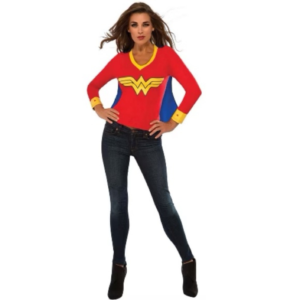 NWT Rubies Women's Wonder Woman Dc Sporty Tee costume size Medium